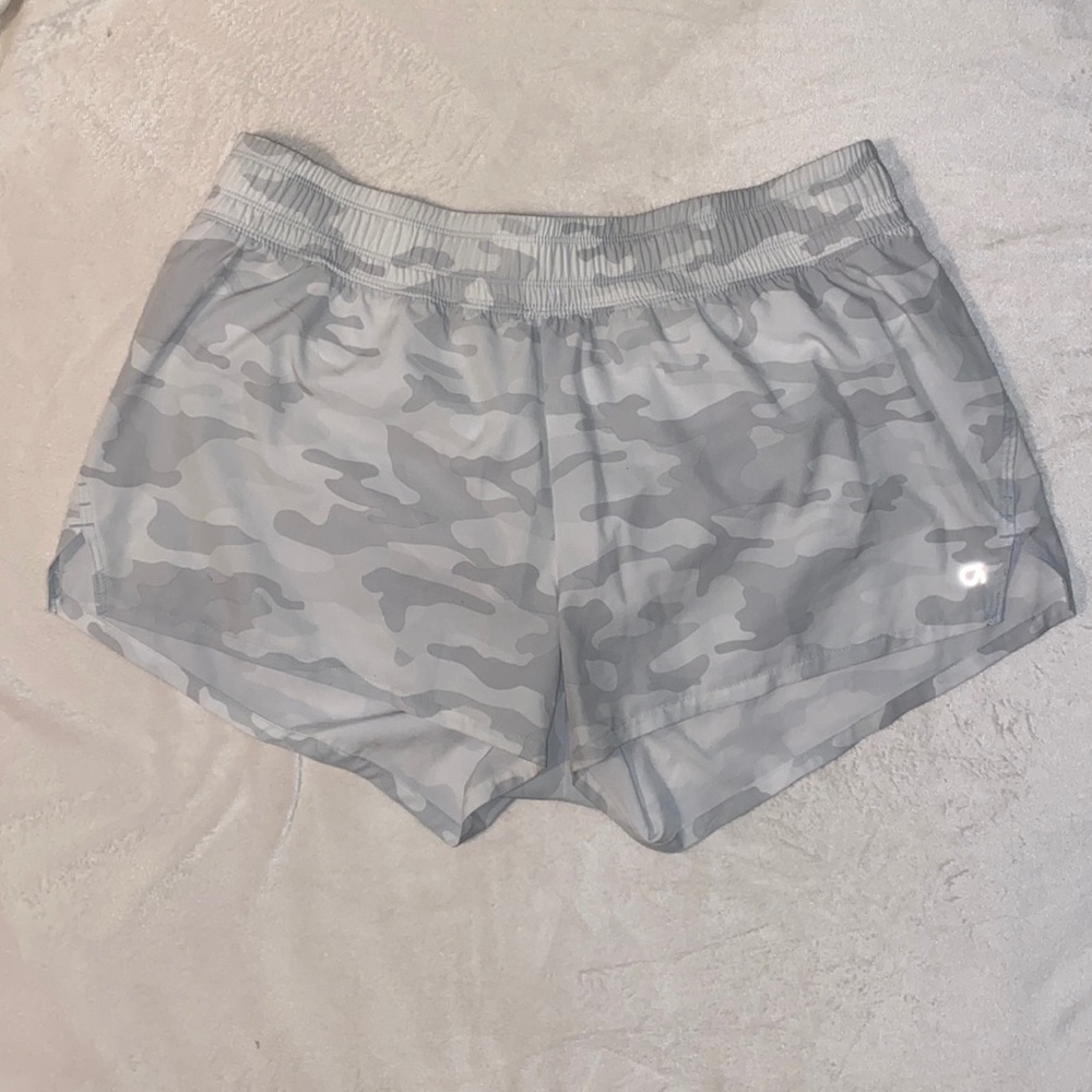 Women’s Gapfit Running Shorts